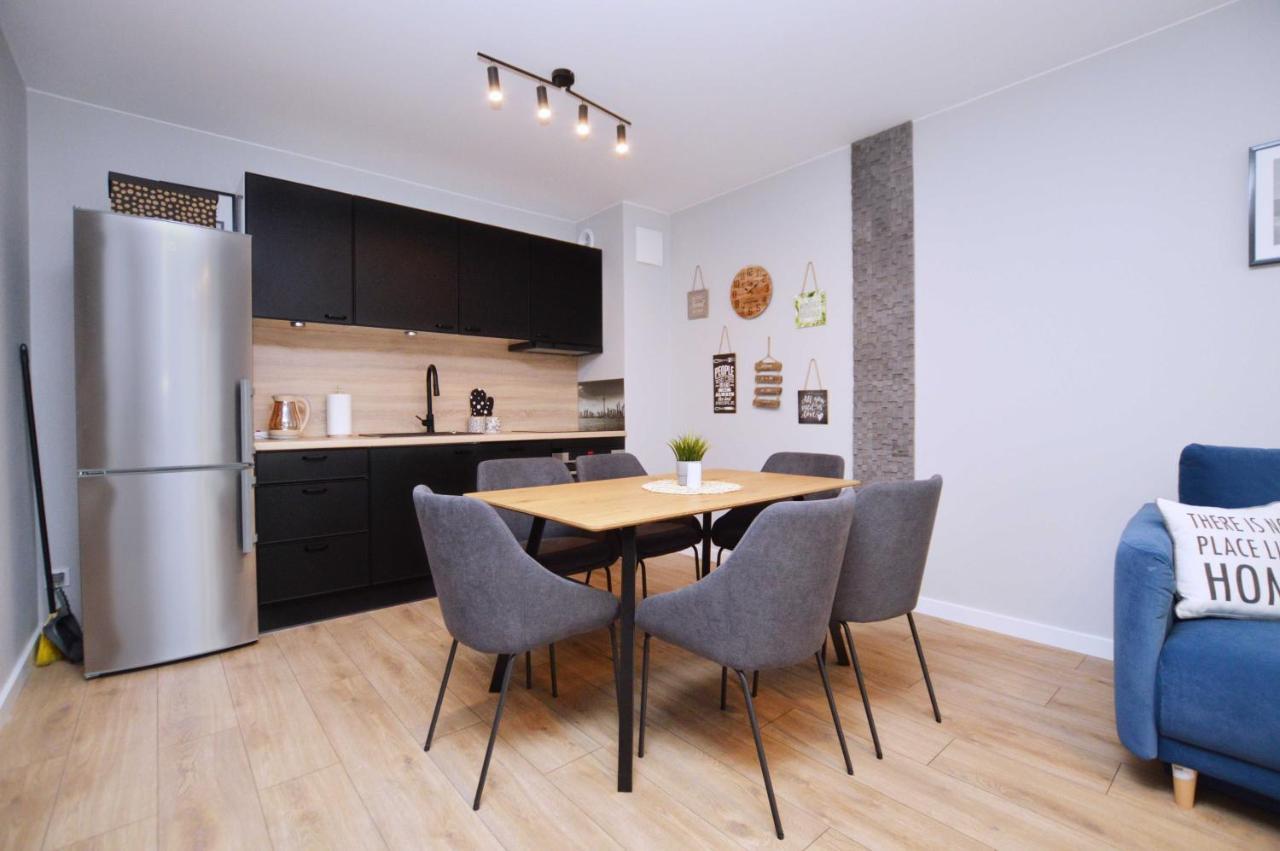 Nowoczesne Apartamenty 3City W Gdansku Z Parkingiem By Noclegi Renters Exteriör bild